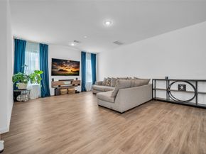 7306 Madison Commons Lane, Houston TX 77075