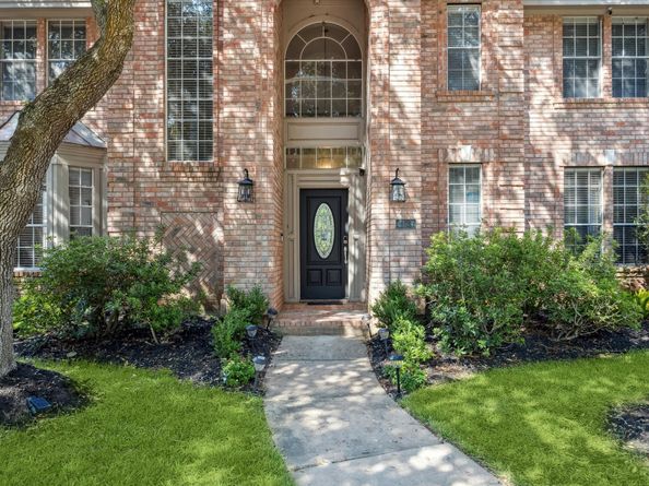 103 Chatsworth Circle, Sugar Land TX 77479