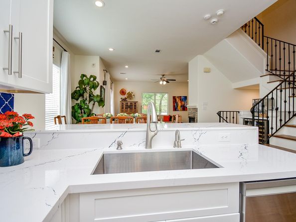 909 W 22nd Street I, Houston TX 77008