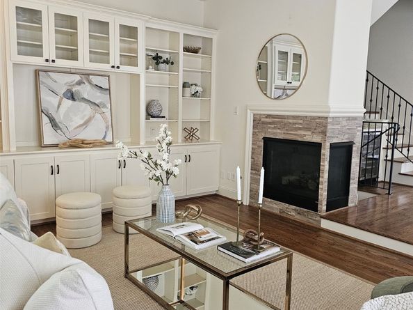 909 W 22nd Street I, Houston TX 77008