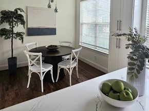 909 W 22nd Street I, Houston TX 77008