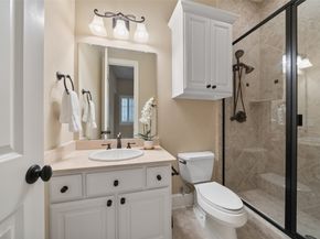 7 Moatwood Court, The Woodlands TX 77382