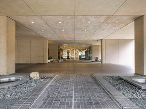 5000 Montrose Boulevard 18C, Houston TX 77006