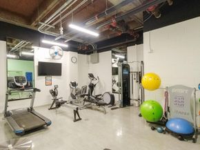 5000 Montrose Boulevard 18C, Houston TX 77006