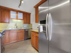 5000 Montrose Boulevard 18C, Houston TX 77006