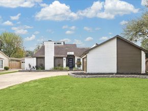 5611 Water Leaf Lane, Houston TX 77088