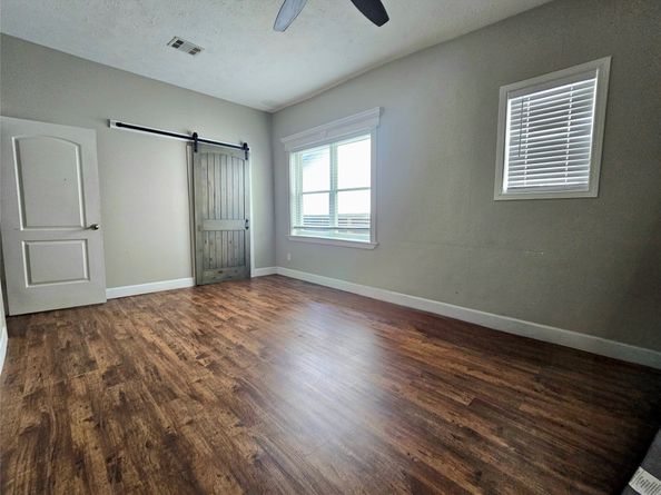 614 N York Street, Houston TX 77003