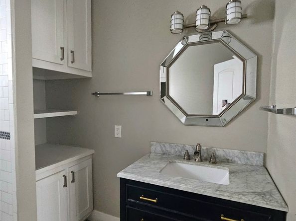 614 N York Street, Houston TX 77003