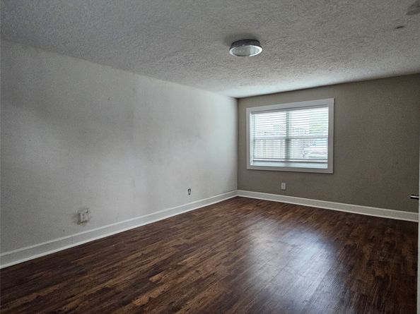 614 N York Street, Houston TX 77003