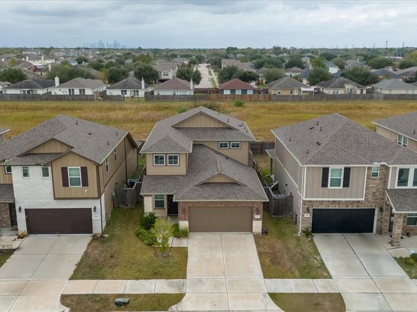 5633 Giving Grace Way, Houston TX 77048