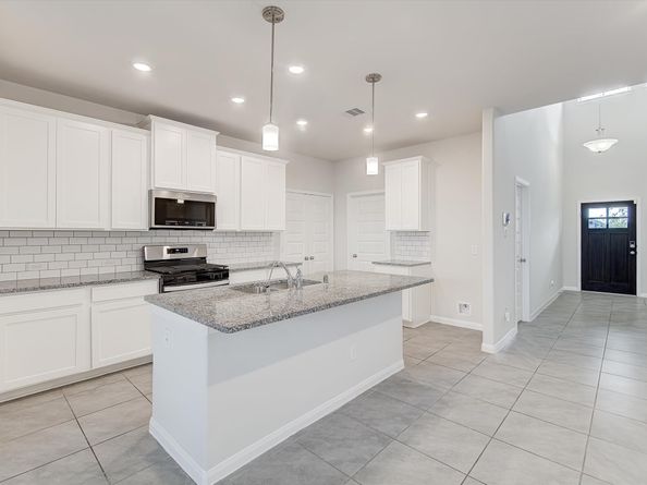 5633 Giving Grace Way, Houston TX 77048