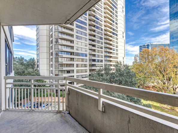 15 Greenway Plaza 5C, Houston TX 77046