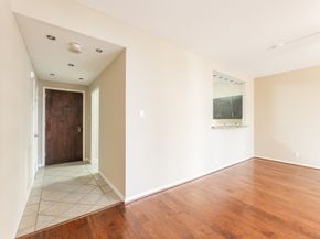 15 Greenway Plaza 5C, Houston TX 77046