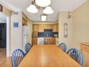 12024B Mighty Oak Drive, Houston TX 77066