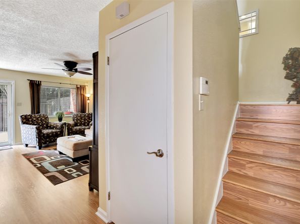 12024B Mighty Oak Drive, Houston TX 77066