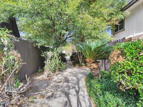 12024B Mighty Oak Drive, Houston TX 77066