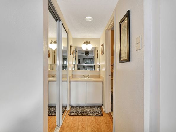 12024B Mighty Oak Drive, Houston TX 77066