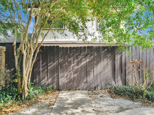 12024B Mighty Oak Drive, Houston TX 77066