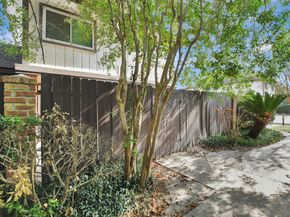 12024B Mighty Oak Drive, Houston TX 77066