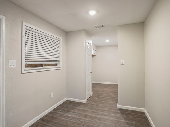 6702 Leedale Street, Houston TX 77016