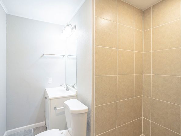 6702 Leedale Street, Houston TX 77016