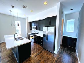 1524 Blodgett Street, Houston TX 77004