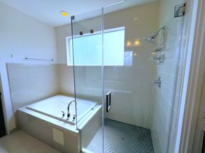 1524 Blodgett Street, Houston TX 77004