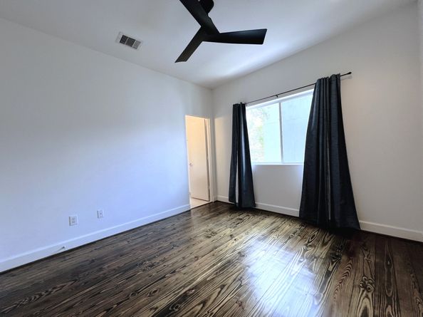 1524 Blodgett Street, Houston TX 77004