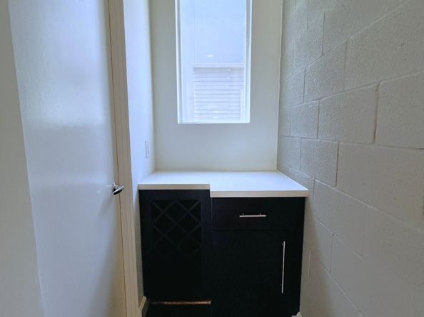 1524 Blodgett Street, Houston TX 77004