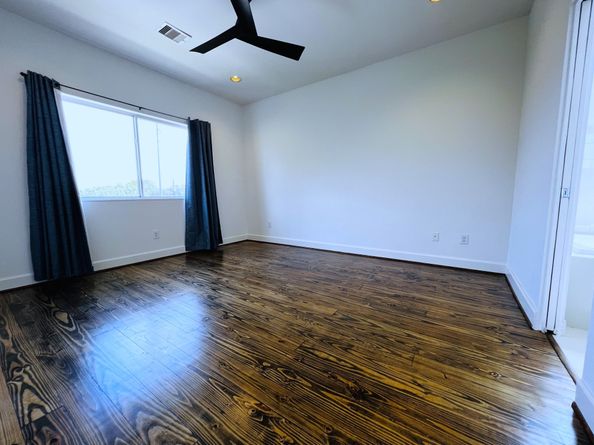 1524 Blodgett Street, Houston TX 77004