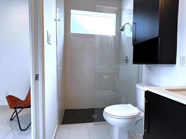 1524 Blodgett Street, Houston TX 77004