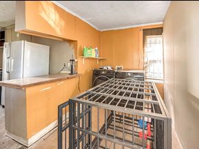 5810 Southgood Street, Houston TX 77033