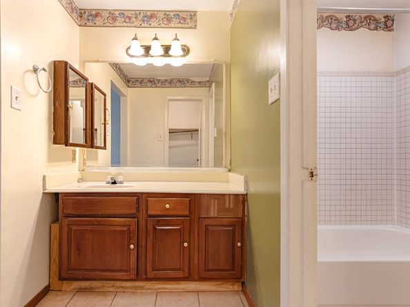 9507 Wellsworth Drive, Houston TX 77083