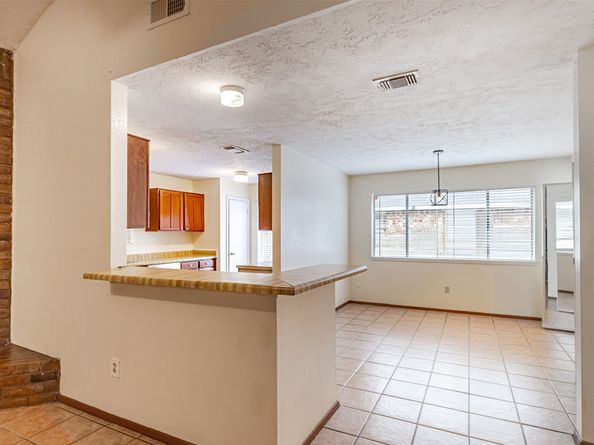 9507 Wellsworth Drive, Houston TX 77083