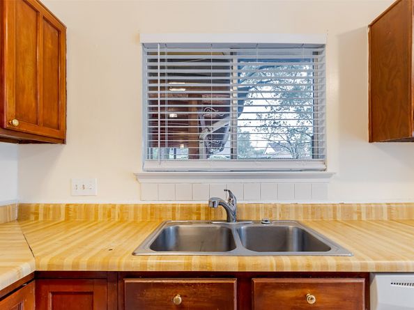 9507 Wellsworth Drive, Houston TX 77083