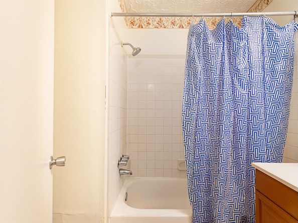 9507 Wellsworth Drive, Houston TX 77083