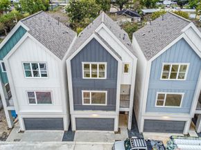 7705 Earl Rudder Way, Houston TX 77055