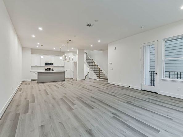 7705 Earl Rudder Way, Houston TX 77055