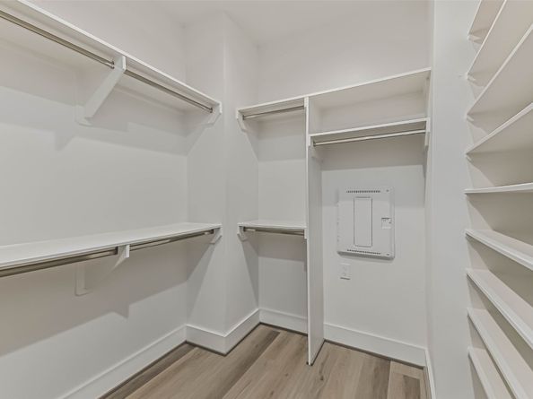 7705 Earl Rudder Way, Houston TX 77055