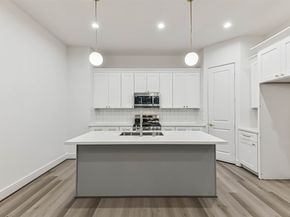 7705 Earl Rudder Way, Houston TX 77055