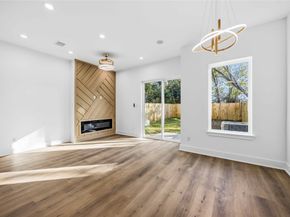 5903 Willow Glen Drive, Houston TX 77033