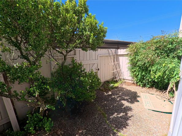 8470 Ariel Street, Houston TX 77074