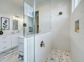 3827 Arlington Street, Houston TX 77018