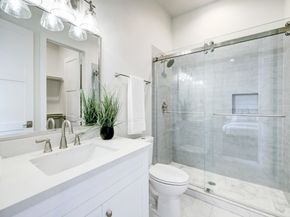 3827 Arlington Street, Houston TX 77018