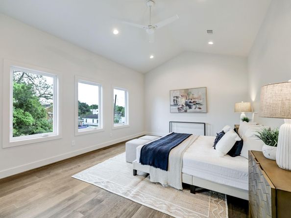 3827 Arlington Street, Houston TX 77018