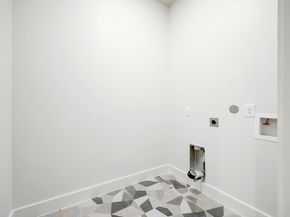 3827 Arlington Street, Houston TX 77018