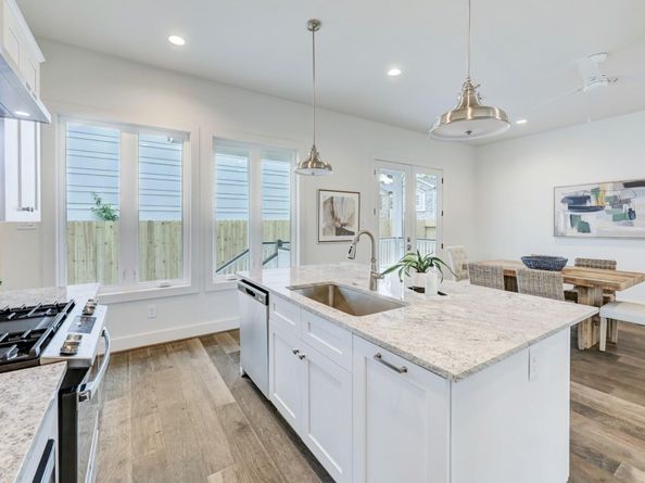 3827 Arlington Street, Houston TX 77018