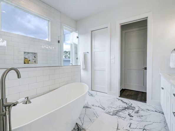 3827 Arlington Street, Houston TX 77018