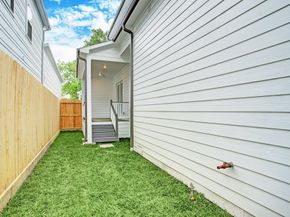 3827 Arlington Street, Houston TX 77018