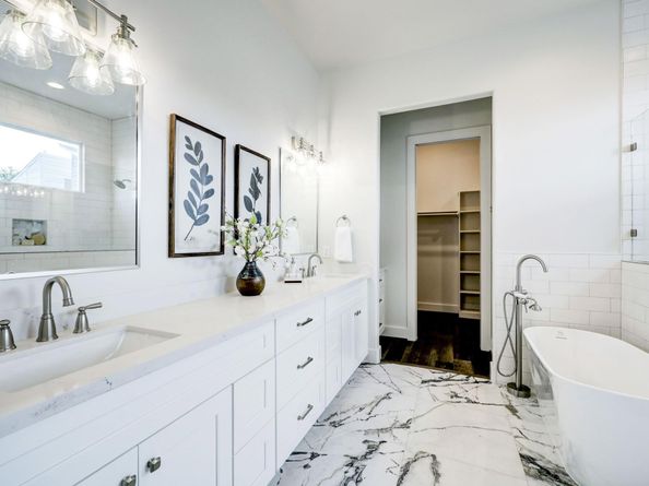 3827 Arlington Street, Houston TX 77018